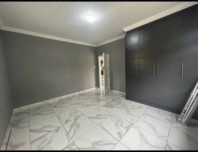 3 BEDROOM HOUSE FOR SALE IN VANDERBIJLPARK CW 1